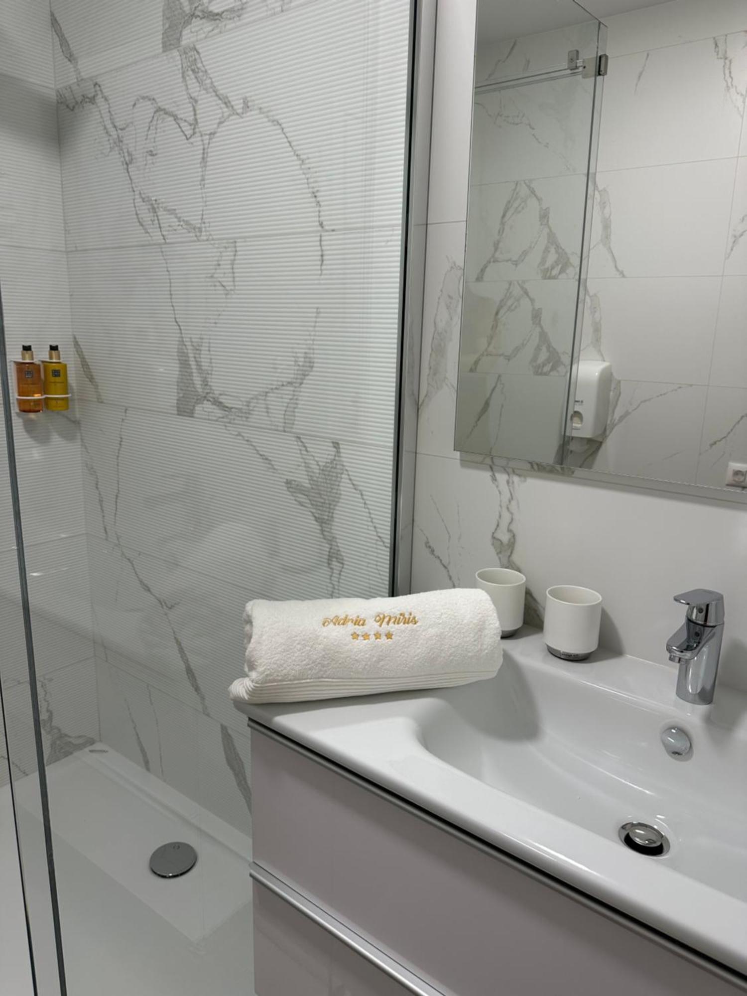 Adria Miris Apartments Drasnice Εξωτερικό φωτογραφία